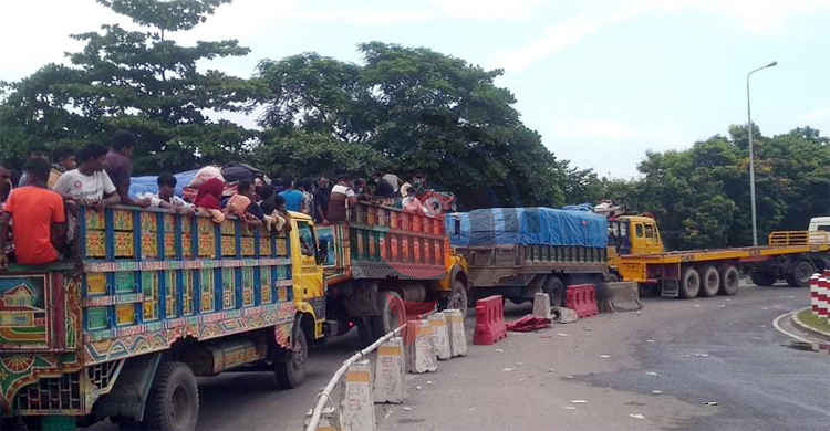 বঙ্গবন্ধু সেতু পশ্চিম সড়কে ২০ কিলোমিটারজুড়ে থেমে থেমে যানজট