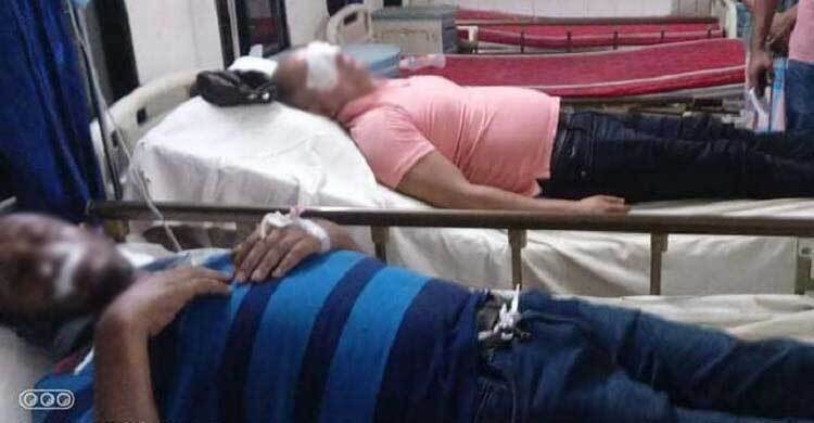 সাদা পোশাকে চিনতে না পেরে পুলিশ-র্যাব হাতাহাতি, আহত ৪