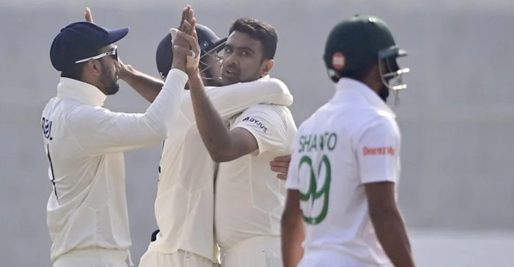 India have near-perfect session with ball to keep Bangladesh on back foot