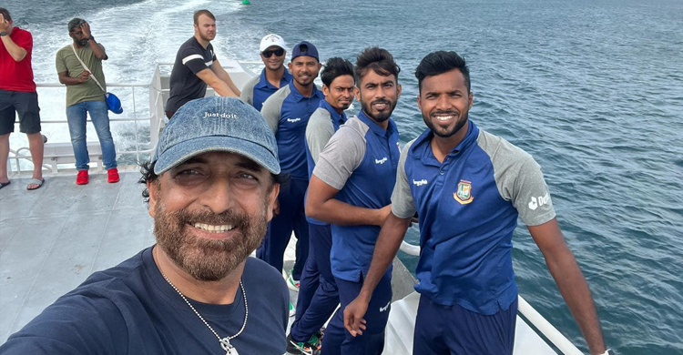 ভয়াবহ ফেরিযাত্রার ‘অজুহাত’ দিতে নারাজ ডোমিঙ্গো
