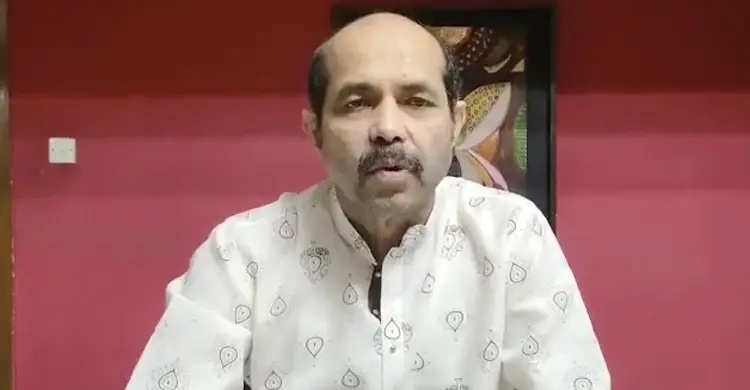 ‘আসুন প্রতিজ্ঞা করি এই শহরে ময়লা-আবর্জনা ফেলব না’