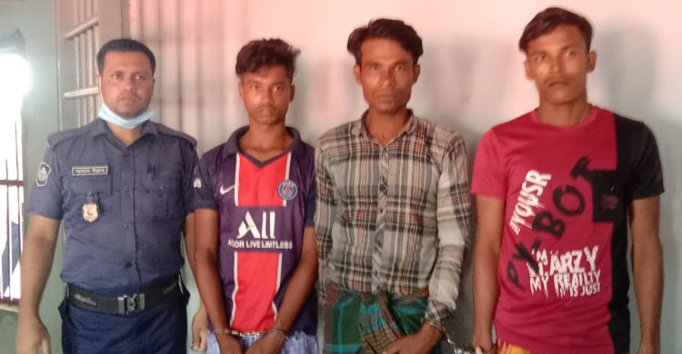 ভাসানচর থেকে পালানোর সময় আরও ৩ রোহিঙ্গা আটক