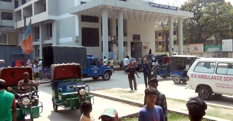 কুড়িগ্রামে ইনজেকশন পাচারের সময় নারী আটক