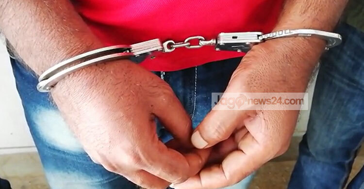 বগুড়ায় পুলিশের ওপর হামলার অভিযোগে গ্রেফতার ৫