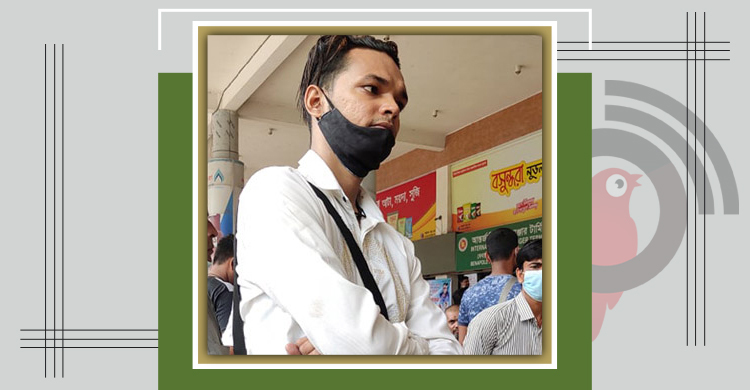 বাংলাদেশি ৪ পাসপোর্টসহ ভারতীয় নাগরিক আটক