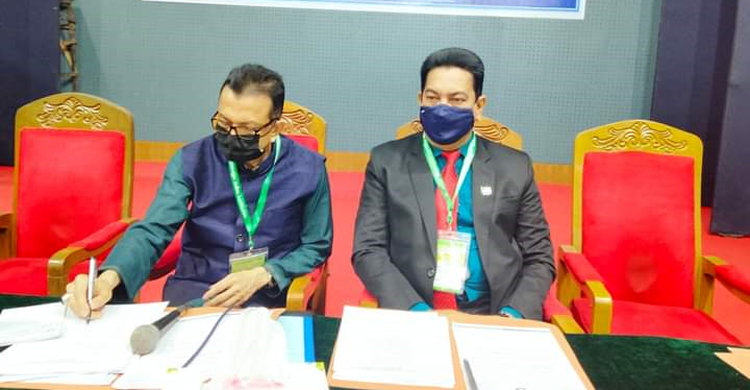 ছাত্রদের কটূক্তি করবেন না: এনায়েত উল্ল্যাহ
