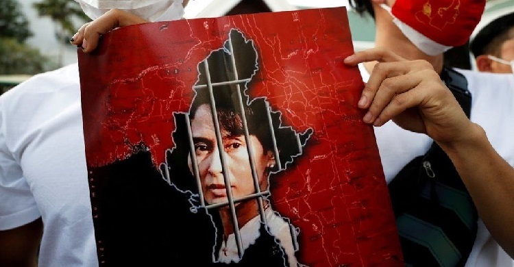 Suu Kyi charged after Myanmar army coup