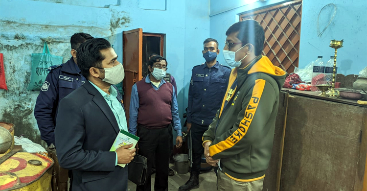 আচরণবিধি লঙ্ঘন, মেয়র প্রার্থীকে জরিমানা