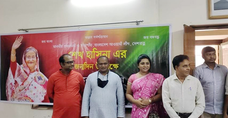 আগামী প্রজন্মকে বাসযোগ্য পৃথিবী উপহার দিতে আ.লীগের বৃক্ষরোপণ