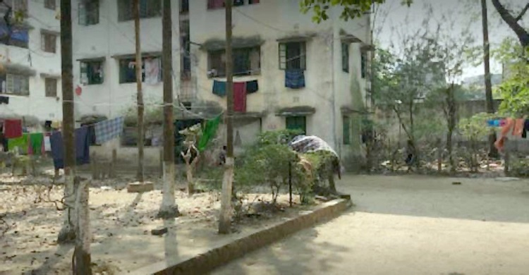 DU female student found dead at Azimpur Staff Quarters