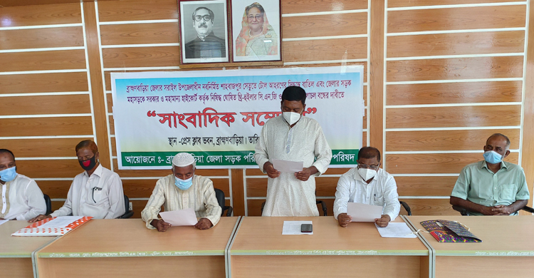 টোল আদায়ের সিদ্ধান্ত বাতিল না হলে পরিবহন ধর্মঘট