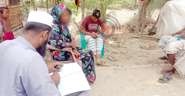 মসজিদে চুরি করে ধরা স্বামী, কাজি ডেকে তালাক দিলেন স্ত্রী