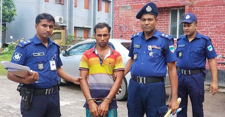 মামার ঘের থেকে মাছ চুরি, দেখে ফেলায় পাহারাদারকে হত্যা