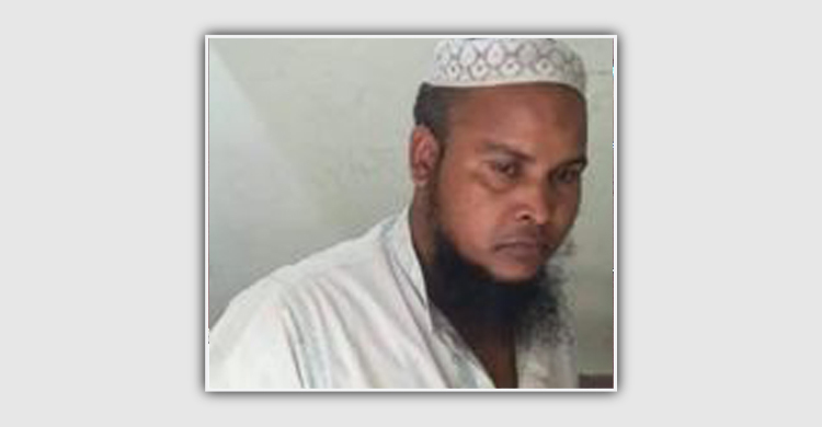 জমি লিখে না দেওয়ায় বাবা-মাকে মারধর, ছেলে গ্রেফতার