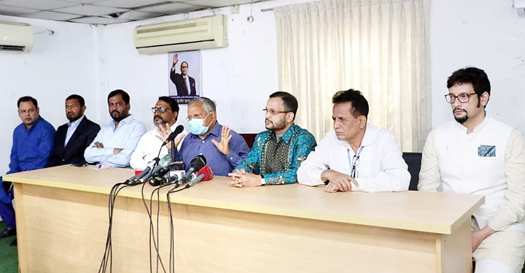 ভোট দিতে না পেরে মানুষ রাস্তায় কান্না করছে : জিয়াউদ্দিন বাবলু