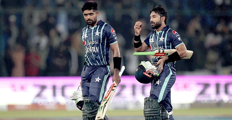 বাবর-রিজওয়ানকে ‘স্বার্থপর’ বললেন শাহিন, কেন?