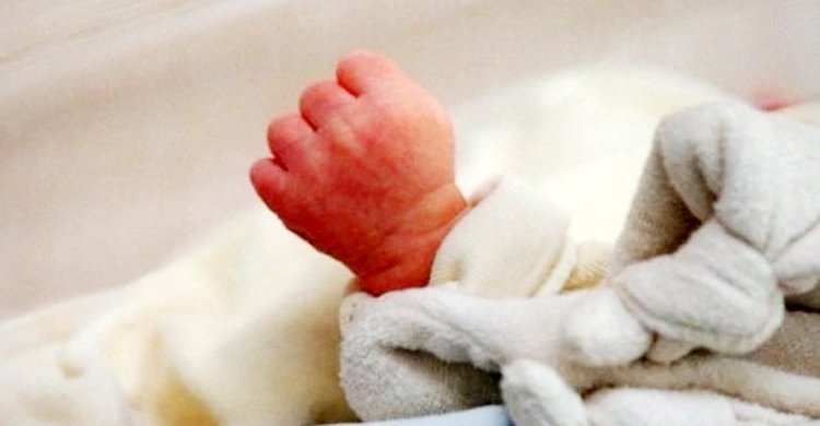 একসঙ্গে জন্ম দিলেন পাঁচ সন্তান, বাঁচল না কেউই