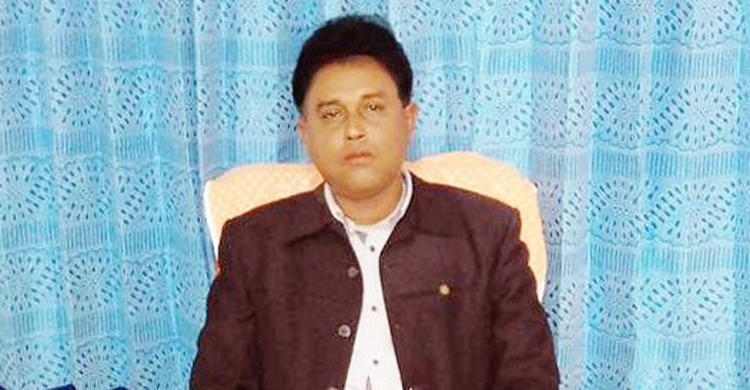 প্রত্যয়ন নিতে আসা গৃহবধূকে ধর্ষণ-ভিডিও ধারণ, চেয়ারম্যান গ্রেফতার
