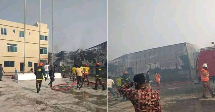 সাড়ে ১১ ঘণ্টার প্রচেষ্টায় নিভলো মোংলা ইপিজেডের আগুন