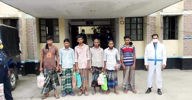 বাড়ি থেকে স্কুলছাত্রীকে তুলে নিয়ে গণধর্ষণকারী ৬ আসামি গ্রেফতার