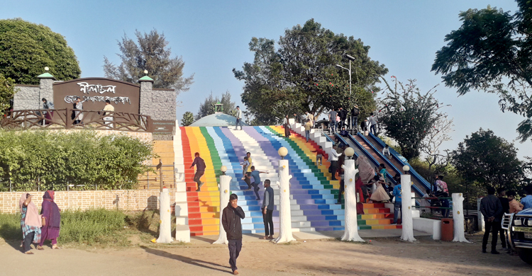 ছাড় দিয়েও পর্যটকের সাড়া নেই বান্দরবানে