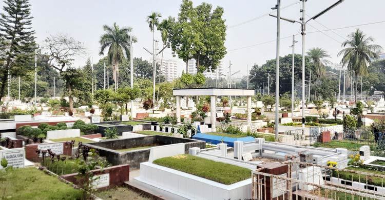 ডিএনসিসির ৬ কবরস্থানে সাধারণ কবরে গ্রিল-বেড়া না দেওয়ার নির্দেশ