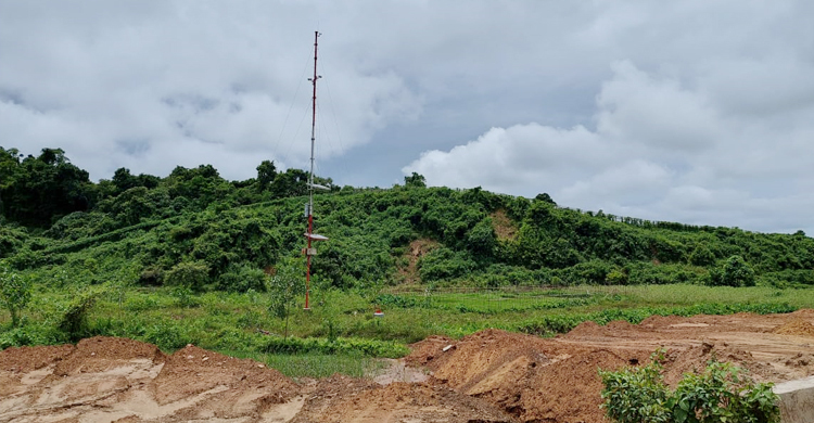 ফের মিয়ানমার থেকে ছোড়া গুলি এসে পড়লো বাংলাদেশে