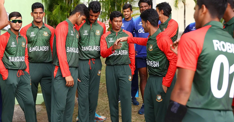 ঘুরে দাঁড়ানোর মিশনে ফিল্ডিংয়ে বাংলাদেশ