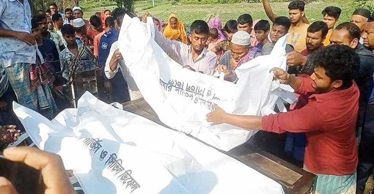 বরগুনায় পিকআপচাপায় প্রাণ গেলো মা-ছেলের