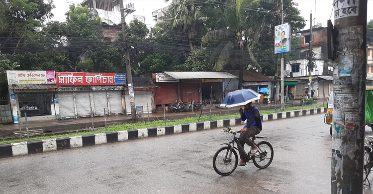 এবার বৃষ্টি থামলেই বাড়বে শীত