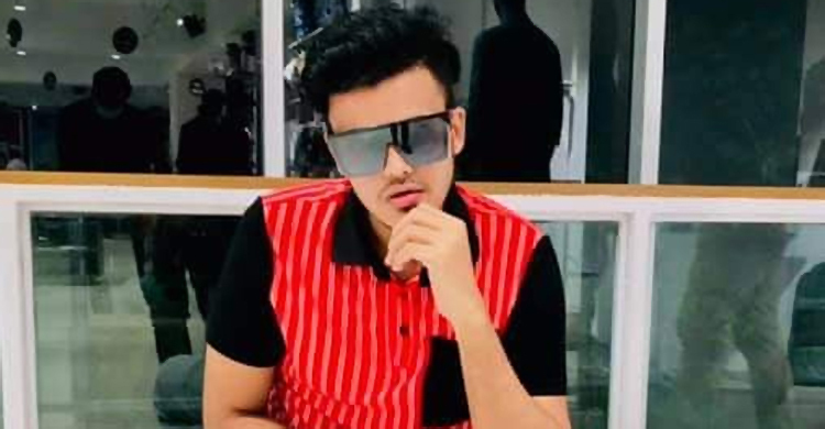ছাত্রীকে উত্ত্যক্তে বাধা দেওয়ায় শিক্ষকের ওপর হামলা, বখাটে আটক