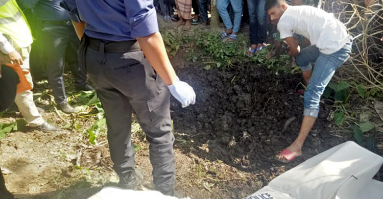 কঙ্কালের সঙ্গে পাওয়া গেল মোবাইল-জাতীয় পরিচয়পত্র