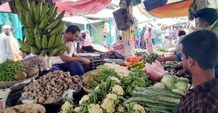 হবিগঞ্জে সবজির দাম আকাশছোঁয়া