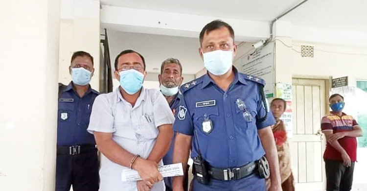 ব্রাহ্মণবাড়িয়ায় স্কুলে চাঁদাবাজি করতে গিয়ে ‘সম্পাদক’ গ্রেফতার