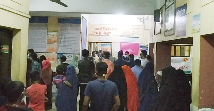 রোগীর মৃত্যু নিয়ে ব্রাহ্মণবাড়িয়া সদর হাসপাতালে স্বজনদের তাণ্ডব