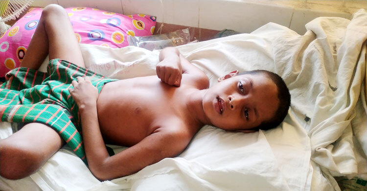 ট্রেন থেকে পড়ে ৯ মাস হাসপাতালে এক শিশু, খোঁজ মেলেনি পরিবারের