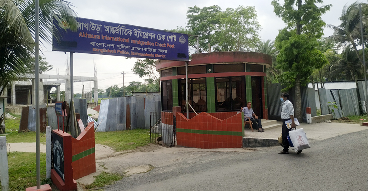 ভারত ভ্রমণে স্থলবন্দর চালু হওয়ায় খুশি পর্যটকরা