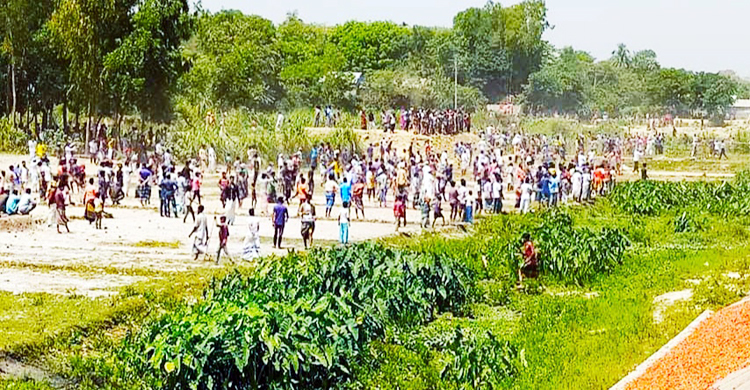 ব্রাহ্মণবাড়িয়ায় ড্রেন নির্মাণ নিয়ে দু’পক্ষের সংঘর্ষে আহত ৫০