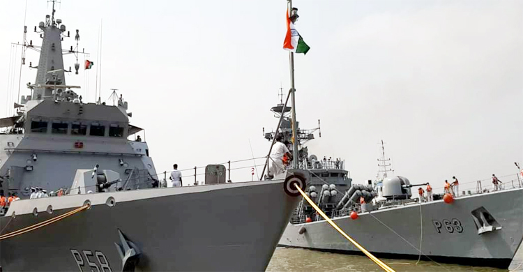 মোংলায় পৌঁছেছে ভারতীয় যুদ্ধজাহাজ কুলিশ-সুমেদা