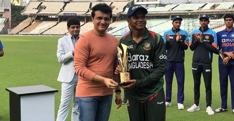 ভারতকে ৫৩ রানে গুটিয়ে দিয়ে চ্যাম্পিয়ন বাংলাদেশের যুবারা