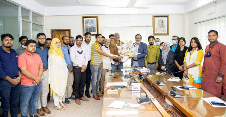 বিশ্বসেরা বিজ্ঞানীদের তালিকায় বিডিইউ উপাচার্য