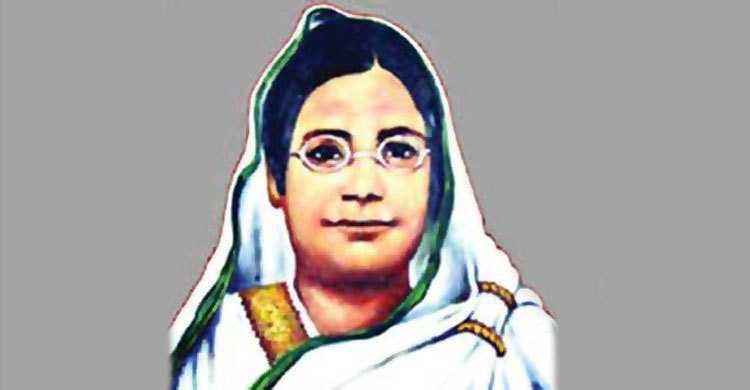 প্রধানমন্ত্রীর হাত থেকে রোকেয়া পদক নিলেন পাঁচ নারী