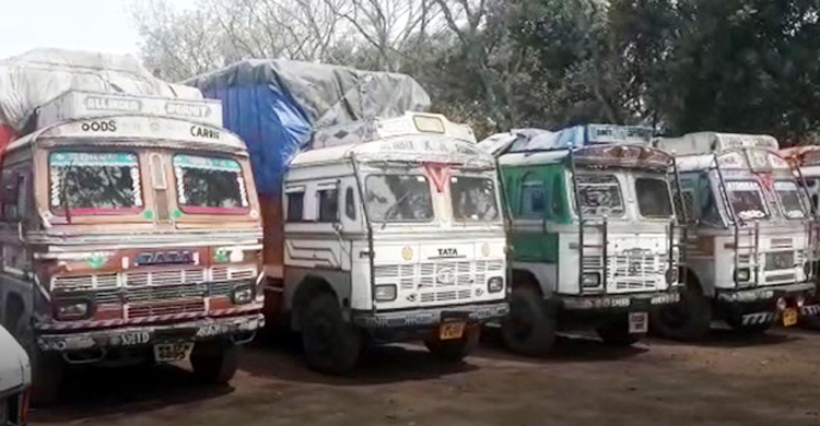 ভারতের বনগাঁয়ে পার্কিং সিন্ডিকেটে খরচ বাড়ছে বাংলাদেশি ব্যবসায়ীদের