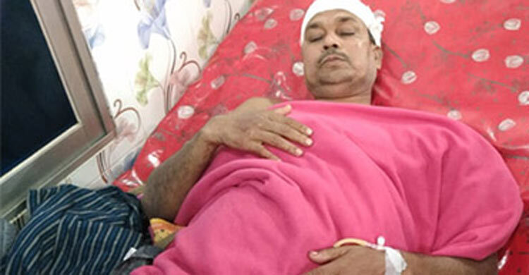 শার্শায় জমি নিয়ে বিরোধের জেরে স্বামী-স্ত্রীকে কুপিয়ে জখম