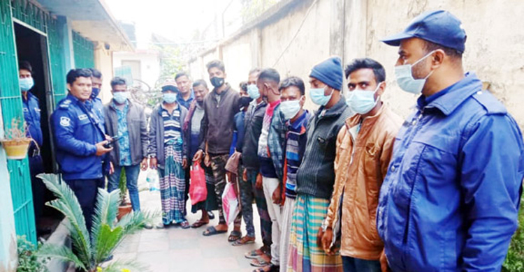 বেনাপোলে ৯ পলাতক আসামি গ্রেফতার