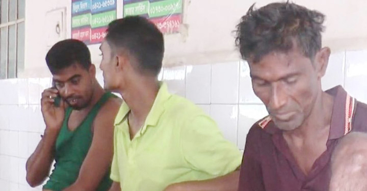 শার্শায় দুই চেয়ারম্যান প্রার্থীর সমর্থকদের মধ্যে গোলাগুলি, আহত ৩