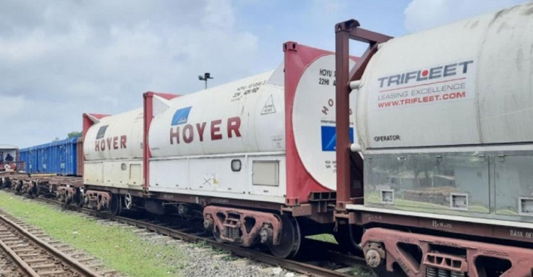 ভারত থেকে এল আরও ২০০ টন অক্সিজেন