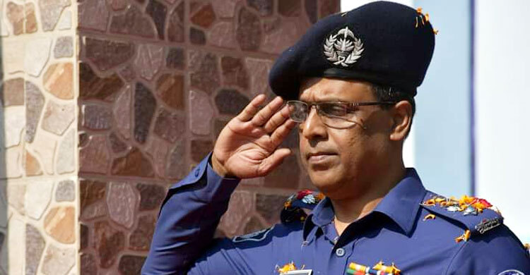 কুমিল্লার বিদায়ী পুলিশ সুপারের আবেগঘন স্ট্যাটাস