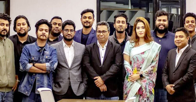 স্বল্প খরচে অ্যাম্বুলেন্স বানিয়ে গ্লোবাল প্লাটফর্মে ‘বেস্ট এইড’