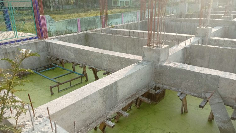 আড়াই বছরেও শেষ হয়নি ভৈরবের মডেল মসজিদের নির্মাণ কাজ